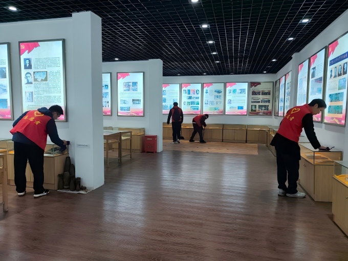 冯仲云纪念馆志愿服务(1).jpg