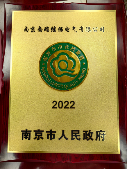 1685926098624537hMAo.jpg sfsf .jpg